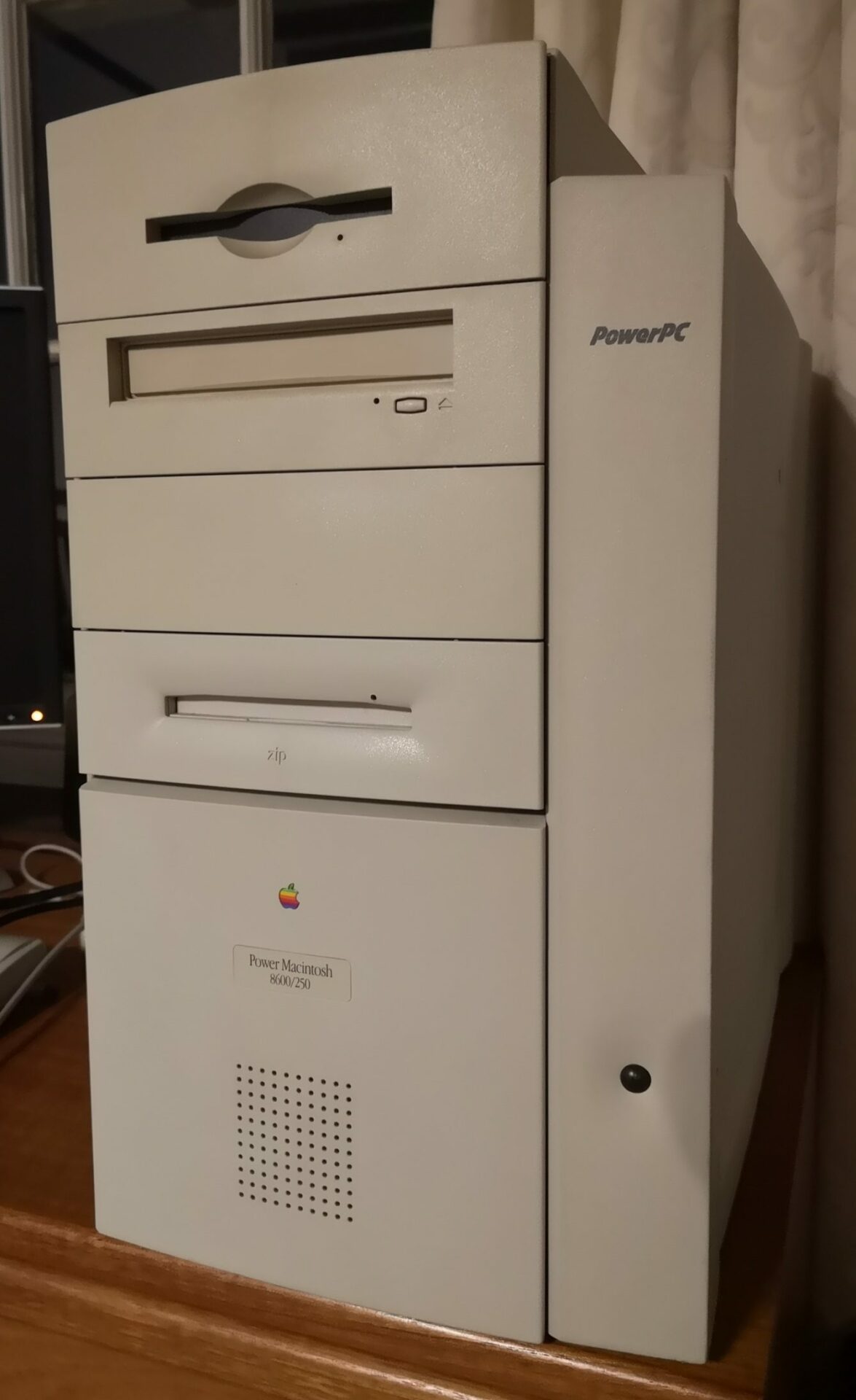 NonCompatible8600